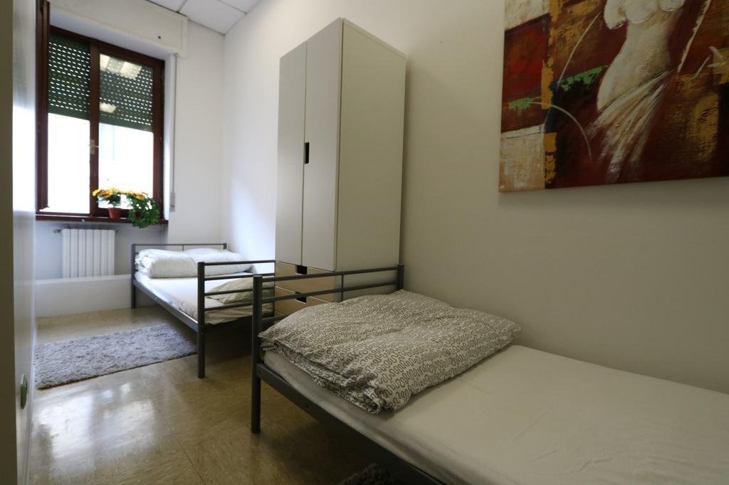 Panda Hostel Milano Eksteriør billede